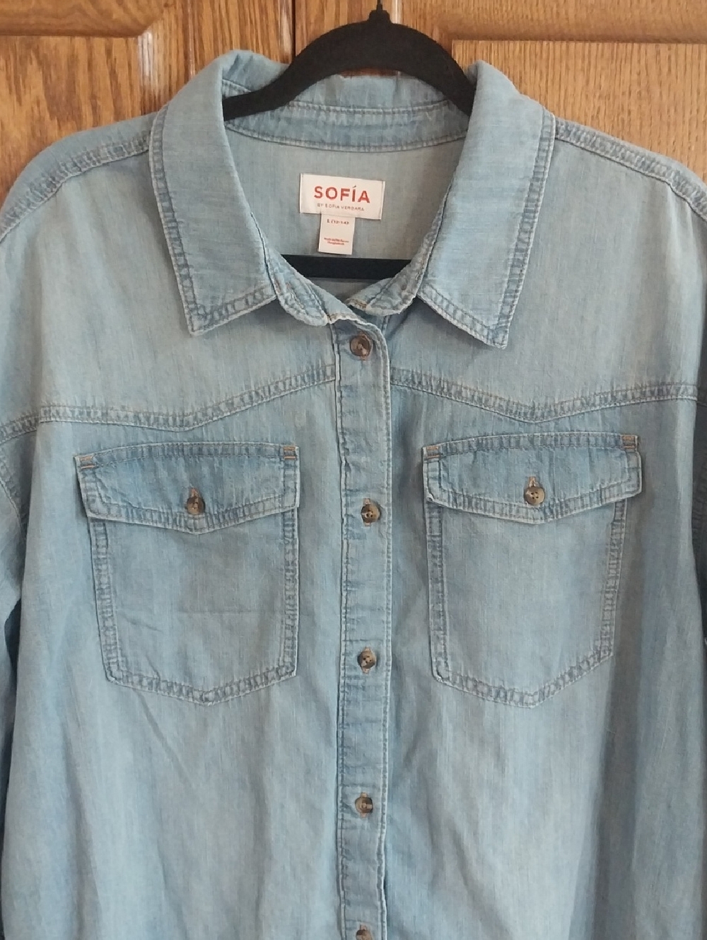 Sofia Vergara NWT Women's Size Large 12/14 Oversized Boyfriend Shirt Med Wash